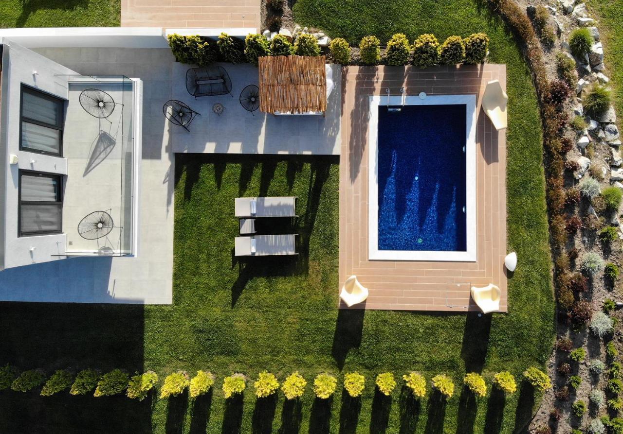 Soleado Luxury Villas Skála Foúrkas Extérieur photo