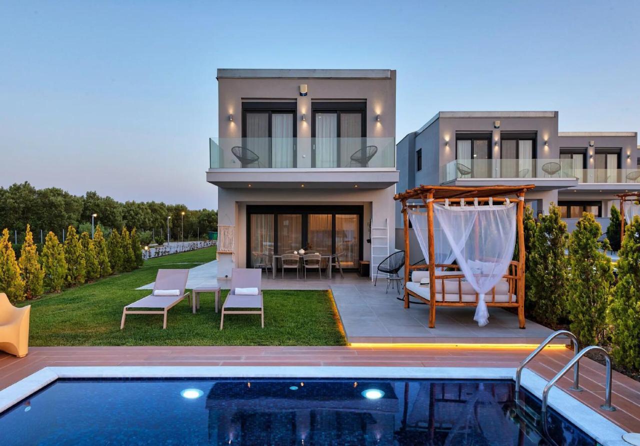 Soleado Luxury Villas Skála Foúrkas Extérieur photo